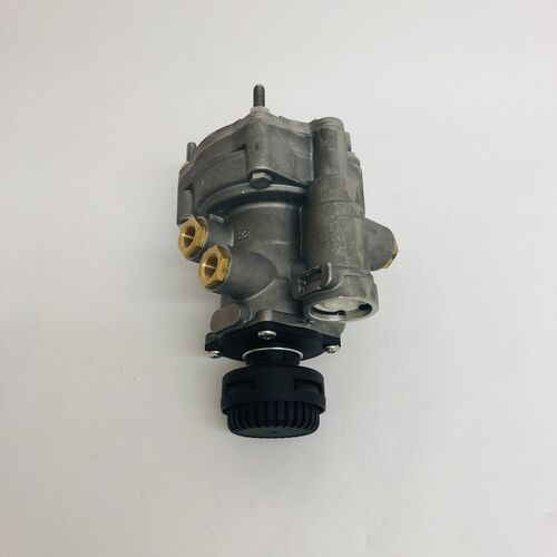 FGH9730090100 Trailer Control Valve (TCV)