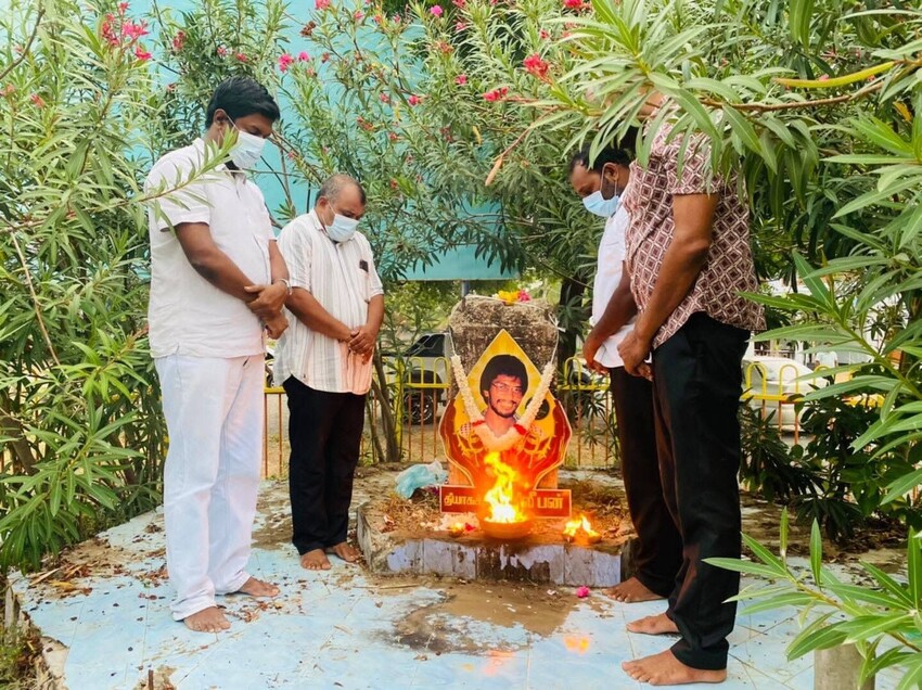 தியாக தீபம் திலீபனின் நினைவுத் தூபியைச் சுற்றி பொலிஸார் கடமையில்