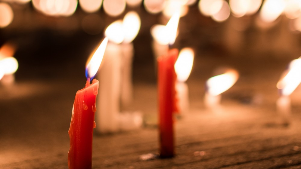 ஜெபம் செய்கையில் மயங்கி விழுந்து மரணம் அடைந்த குடும்பப் பெண்