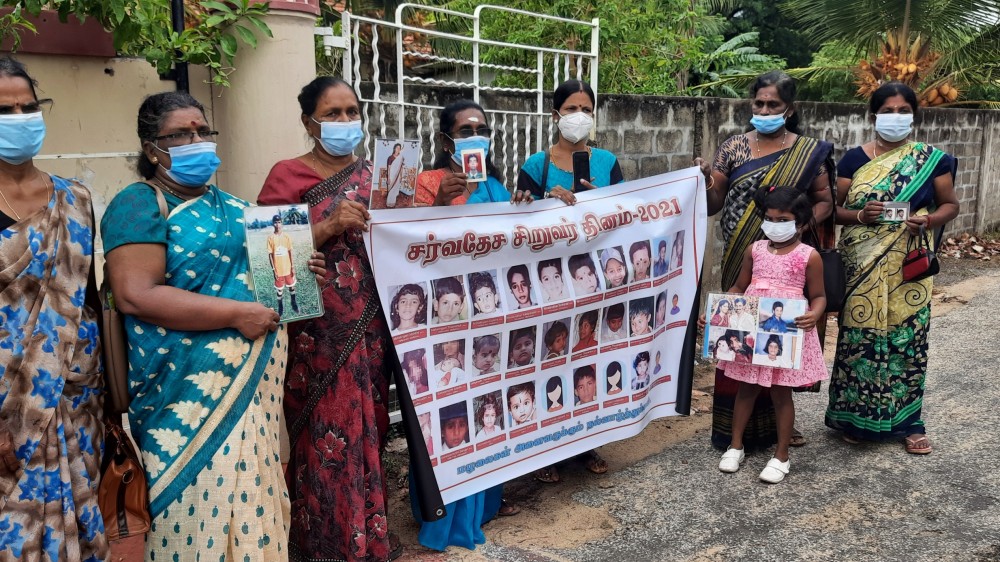 சிறுவர் தினத்தன்று எமது பிள்ளைகள் உயிரோடு வேண்டும் - நிர்மலநாதன் மேரி ரஞ்சினி