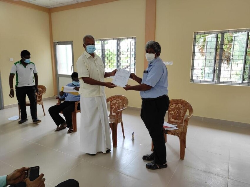 நீர்ப்பாசன  திணைக்களத்திற்கு  உரித்தான  வீதியை  புனரமைக்க நானாட்டான் பிரதேச சபைக்கு அனுமதி