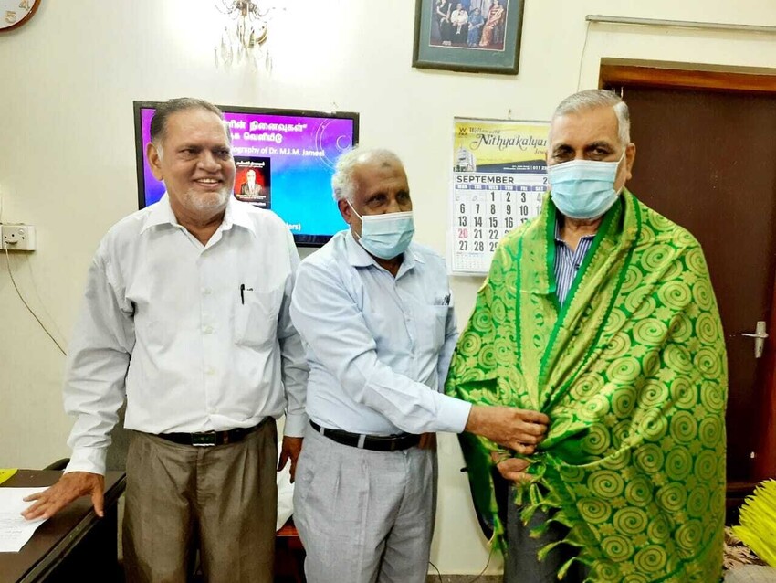 தடங்களின் நினைவுகள் சுயசரிதை நூல் வெளியீடு