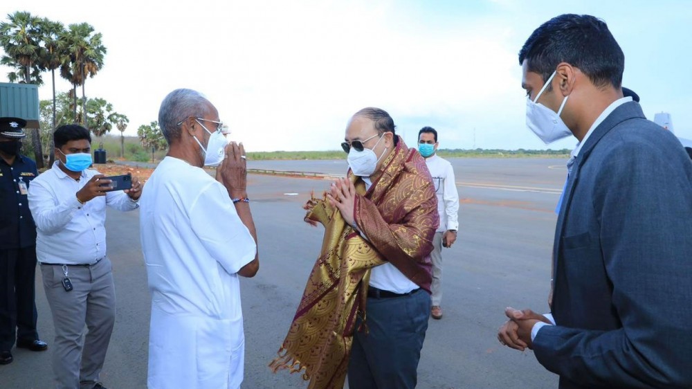 தமிழர் பிரச்னை தீர்வு பற்றிபேச இந்தியாவாலேயே முடியும்