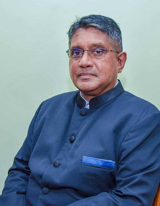 வடக்கு மாகாணத்தின் புதிய ஆளுநர் ஜீவன் தியாகராசா