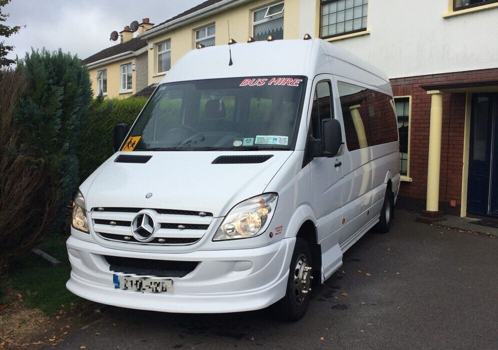 Finding the best Minibus Hire
