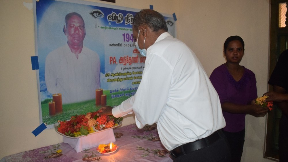 அமரர் அந்தோனி மார்க்குக்கு பிரiஐகள் குழு அஞ்சலி!