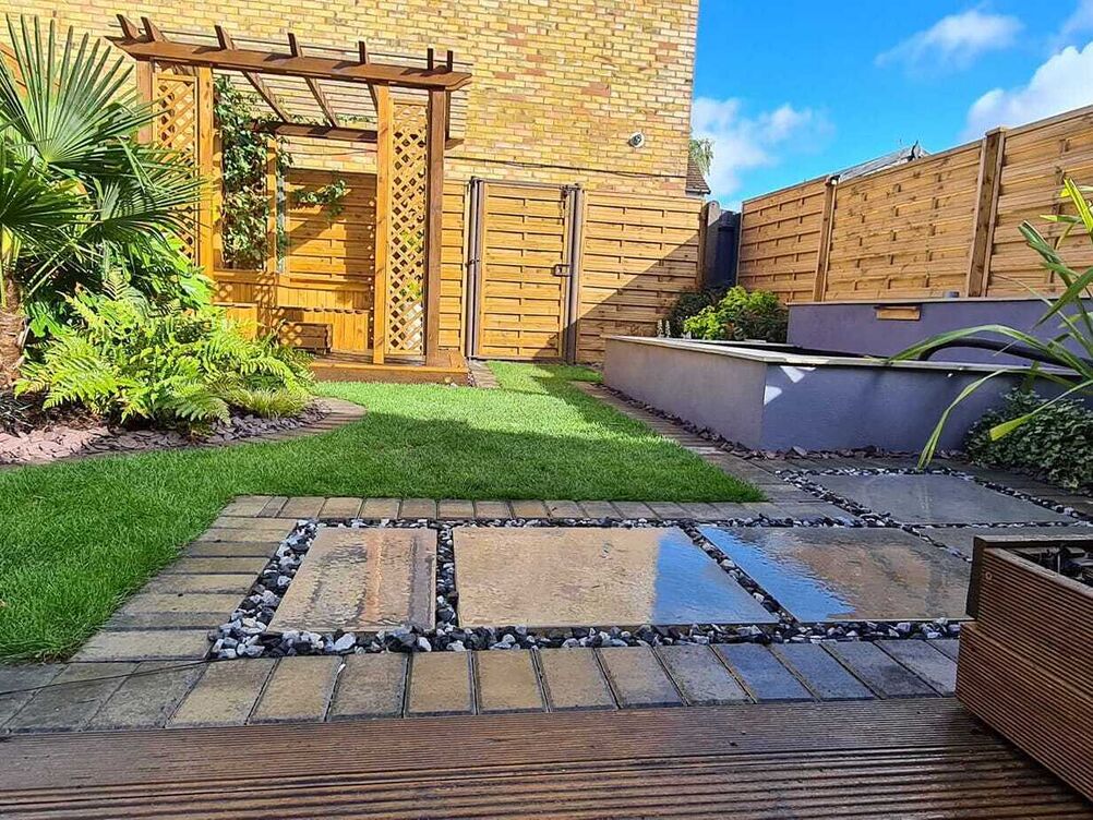 Gallery | Hd Landscaping | Landscape Gardening | Garden Maintenance Leighton Buzzard | Garden Design Bedfordshire