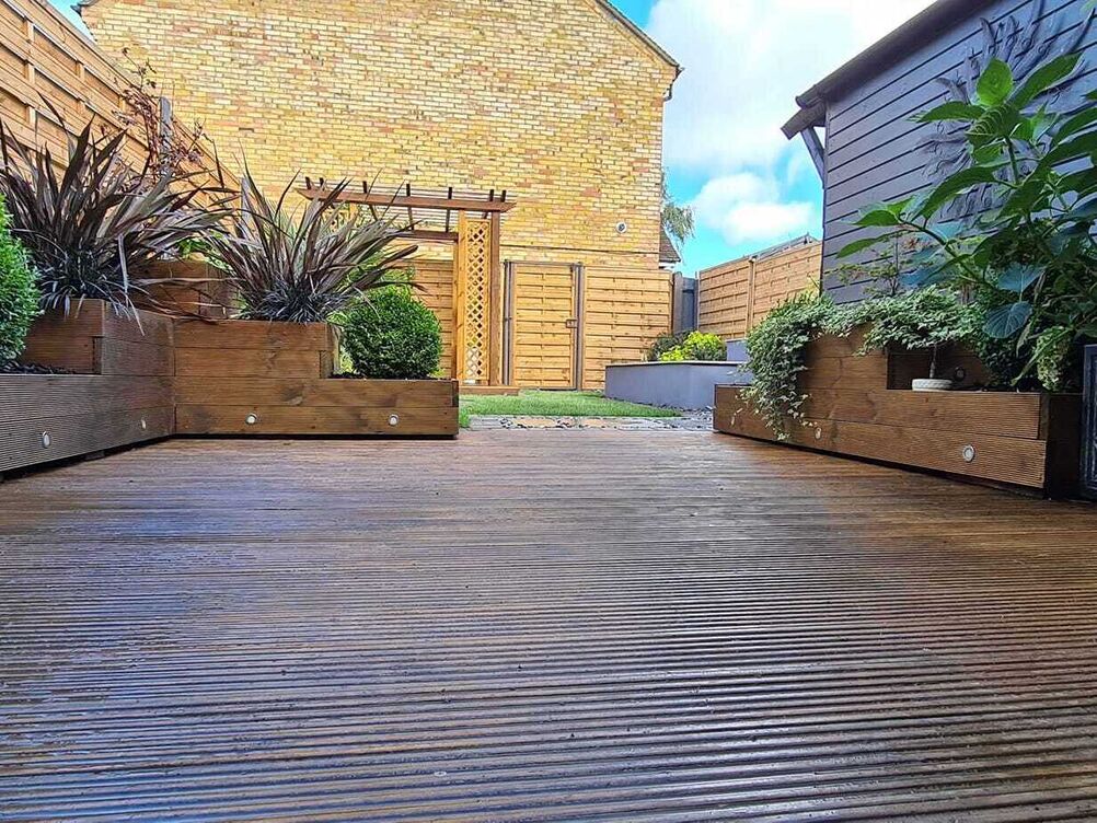 Gallery | Hd Landscaping | Landscape Gardening | Garden Maintenance Leighton Buzzard | Garden Design Bedfordshire