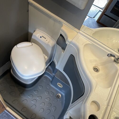 2006 Autocruise Pioneer Magellan Peugeot Boxer 2.2 HDi Motorhome 2 Berth 35035 miles