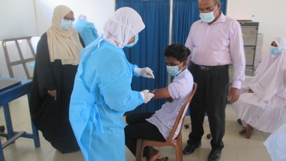 தொடரும் தடுப்பூசி வழங்கல்