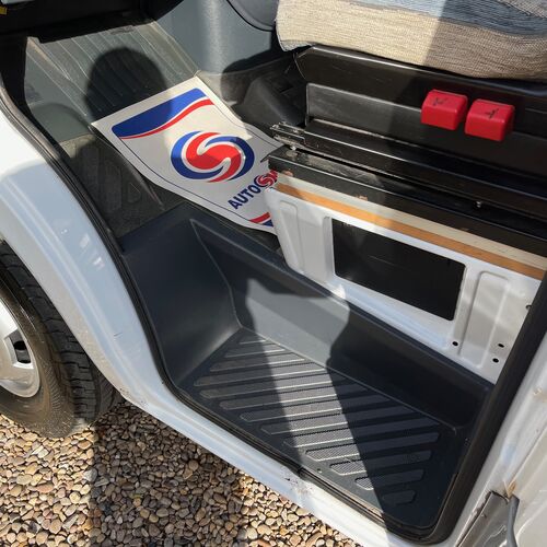 2003 McLouis Sterling 802 Motorhome FIXED BED 5 Berth Mercedes Sprinter 2.2