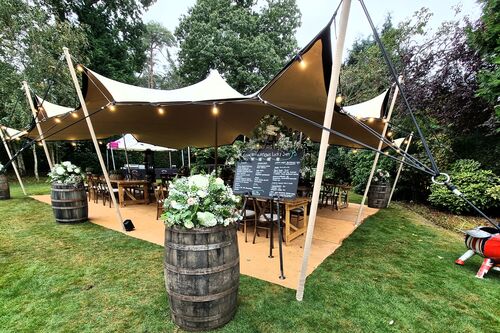 Gallery | Jolly Hucksters Mobile Bar Company | mobile bar Hertfordshire/mobile bar Buckinghamshire/mobile bar Hertfordshire/Wedding bar Buckinghamshire | wedding bar Hertfordshire | Real ale events bar /corporate events Hertfordshire/party bars Buckinghamshire/charity event bars