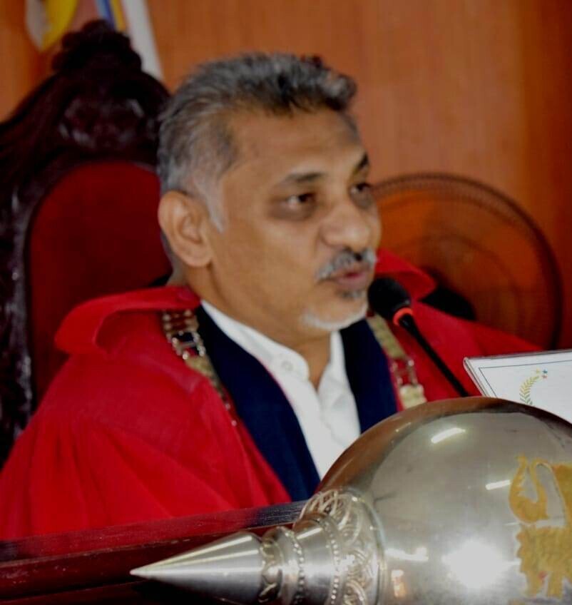 கல்முனை பழைய தபாலக வீதிக்கு மன்சூரின் பெயரை சூட்டத் தீர்மானம்