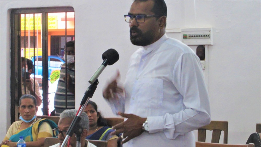 முன்னாள் உறுப்பினர் சுபைருக்கு கல்முனை மாநகர சபையில் அனுதாபப் பிரேரணை