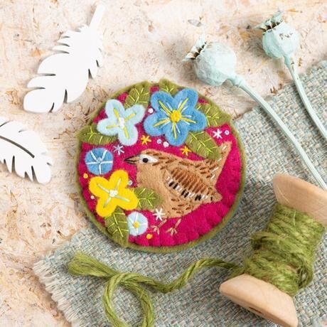 Felt Craft Brooch Kit - Wren