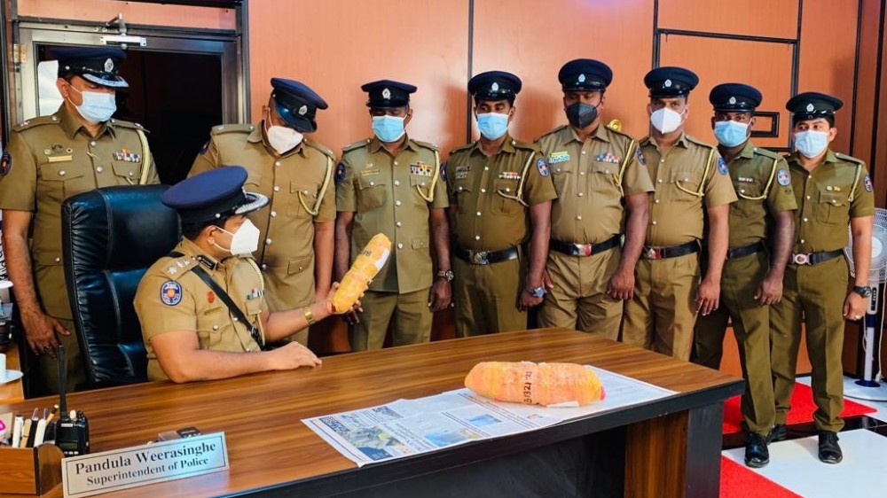 மன்னாரில் மாணவன் ஒருவர் கேரளாக் கஞ்சாவுடன் கைது பொலிசார் தெரிவிப்பு