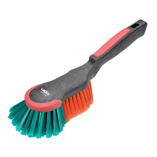 Vikan Short Handle Body / Wheel Brush