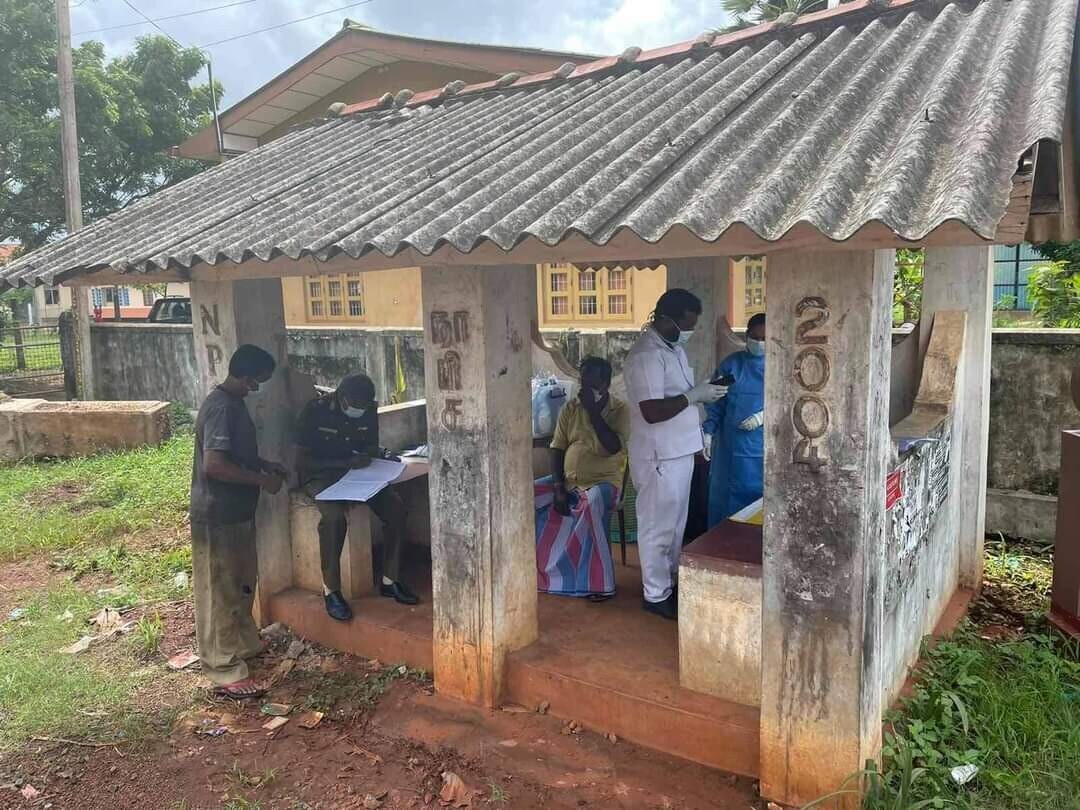 வீதிக்கு வீதி பி.சீ.ஆர்., ஆன்டிஜென் சோதனைகள் ஆரம்பம். 06/11/2021 மட்டும் 12% மானோருக்குத் தொற்று