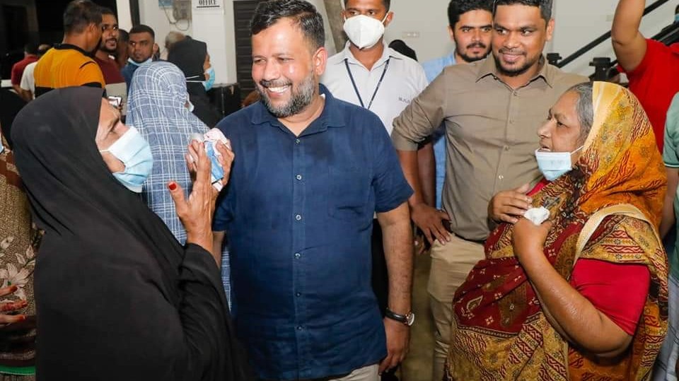 ரிஷாட்டுக்கு பெரு வரவேற்பு!