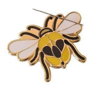 Paraffle Magnetic Bee Needle Minder