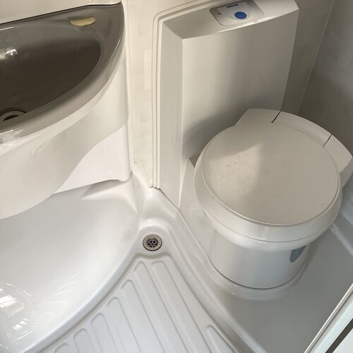 2008 Swift Sundance 590 RL Motorhome 4 Berth Rear Lounge 23k miles