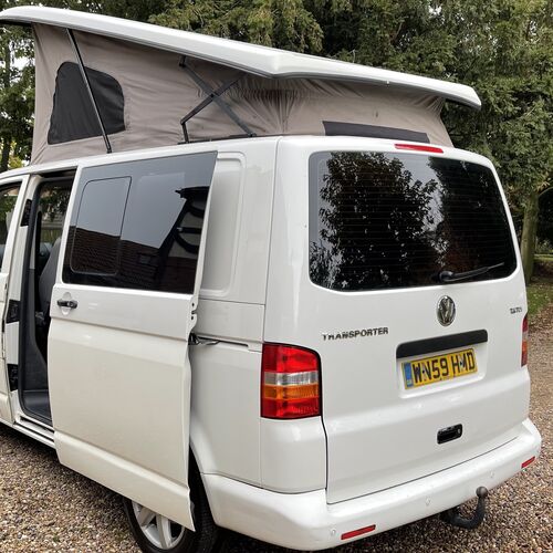 59reg VW Transporter T5 TDi 130 Camper Van 4 Berth White PRO Conversion!
