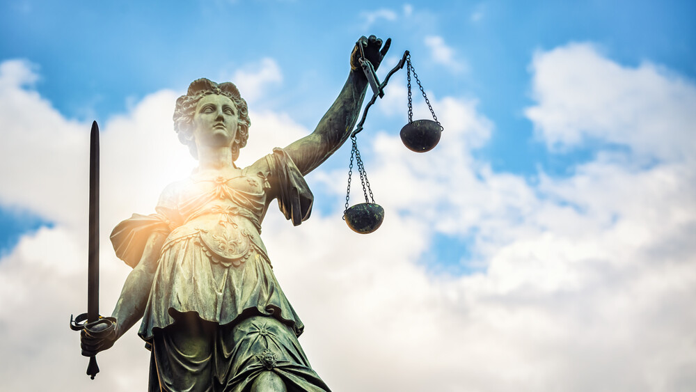 How to judge a debate