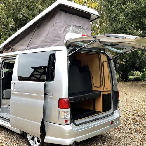 2004 (54)reg Mazda Bongo Camper Van 4 Berth 2.0 Petrol Auto Pro Conversion