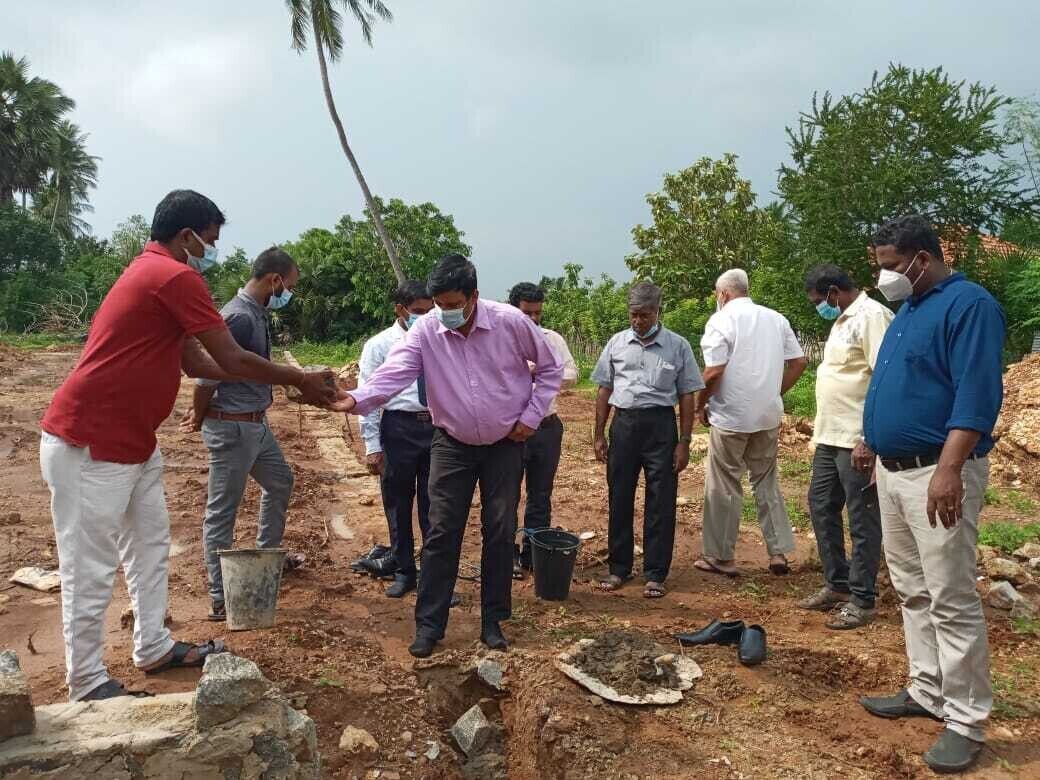 மைதான அபிவிருத்தி நிகழ்வில்100 பாடசாலைகளுக்குள்  தெல்லிப்பழை மகாஜன கல்லூரியும்