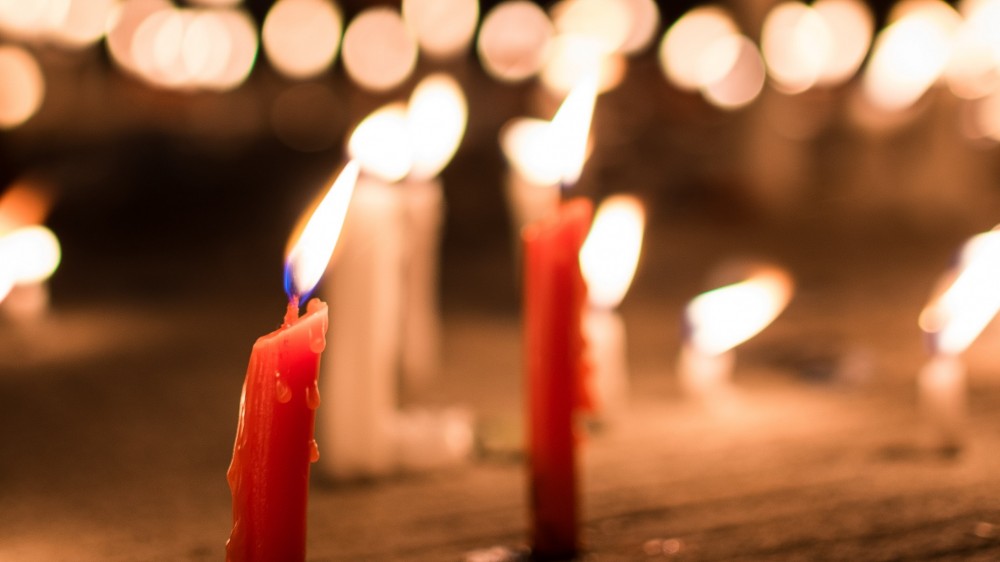 கார்த்திகை 27, நம் சக நண்பர்கள் விதைக்கப்பட்ட நாள் - கூடி அழ அனுமதி தாருங்கள்