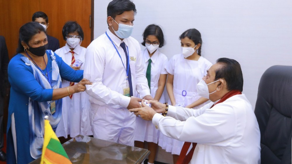 க.பொ.த.சாதாரணத் தரப் பரீட்சையின் சாதனையாளர்கள் பிரதமருடன் சந்திப்பு