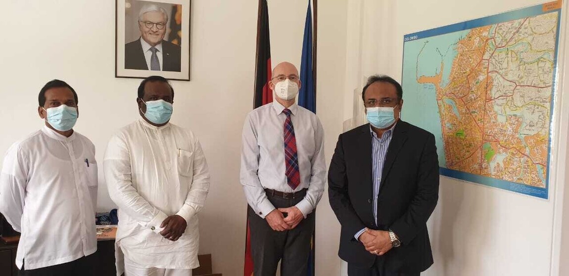 ஜேர்மனியத் தூதுவருடன்  பேச்சு நடத்திய ரெலோ