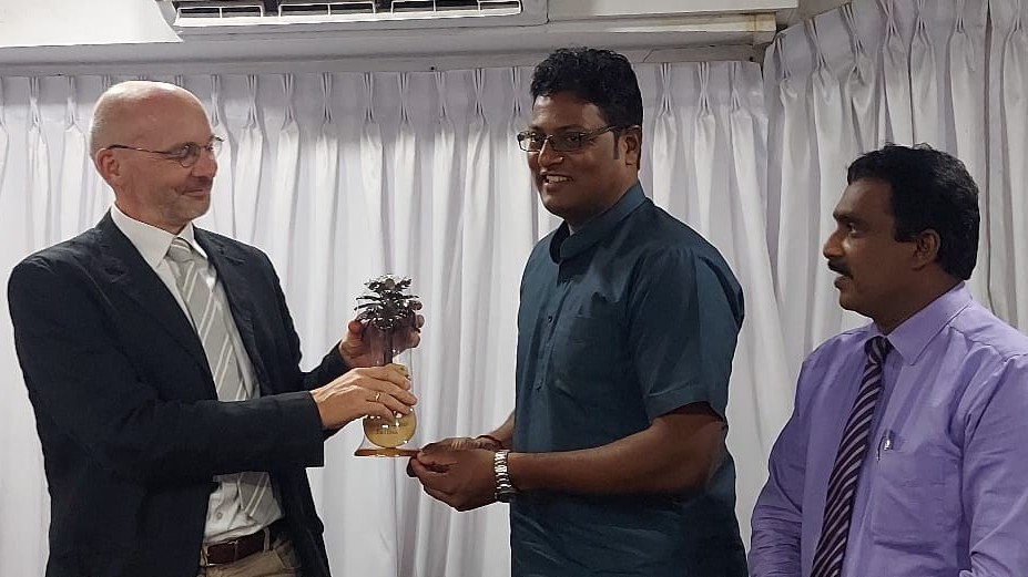 இலங்கைக்கான ஜேர்மன் தூதுவர் யாழ். மாநகர சபை முதல்வர் சந்திப்பு