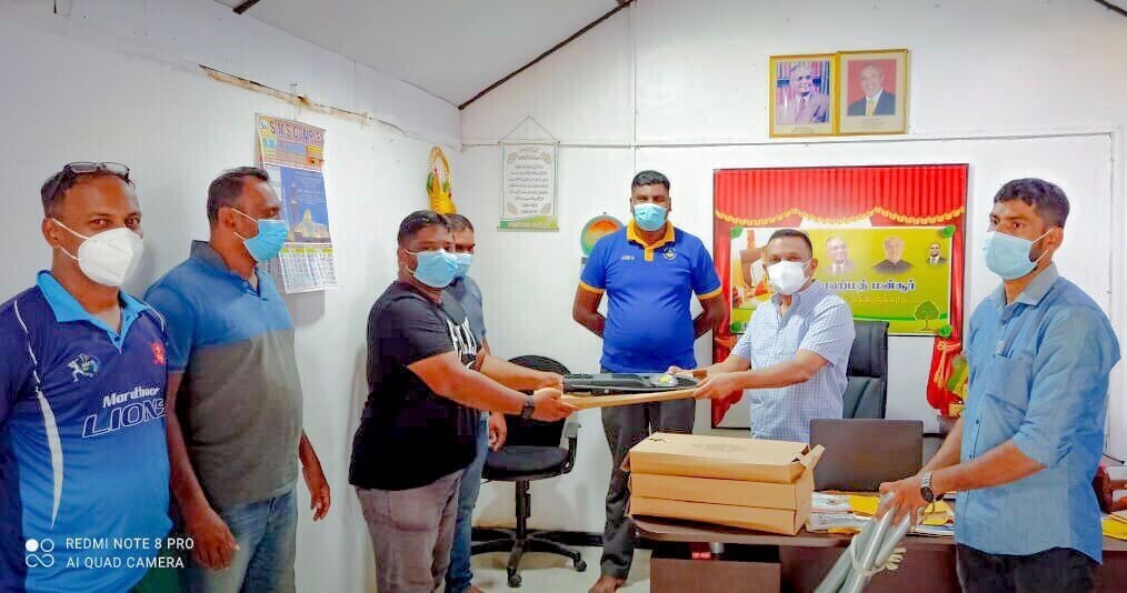 மைதானத்திற்கு மின்னொளி