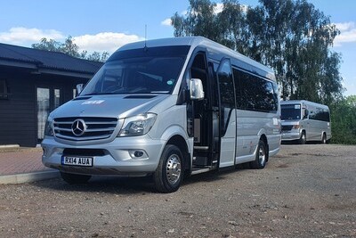 A Guide for Selecting the Best Minibus Hire