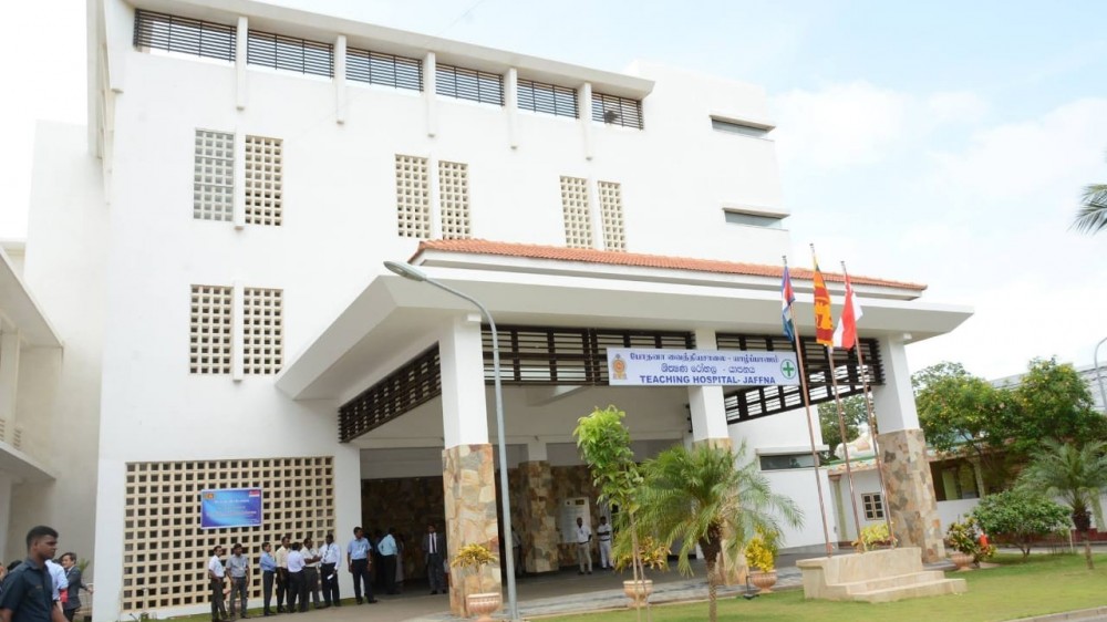 யாழ் போதனா வைத்தியசாலையில் வைத்தியர்கள், தாதியர்கள் பற்றாக்குறை. மிக மோசமான நிலையில் உள்ள பிரசவ விடுதி