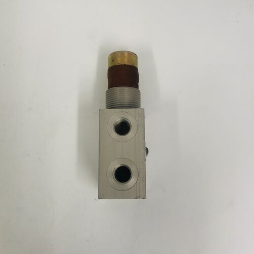 I79713 (AE1208) 3/2 Control Valve