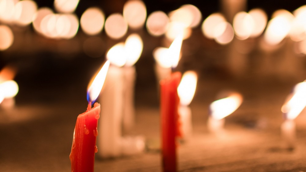 கடலில் நீராடச் சென்ற மூன்று இளைஞர்க ள் சடலங்களாக மீட்பு