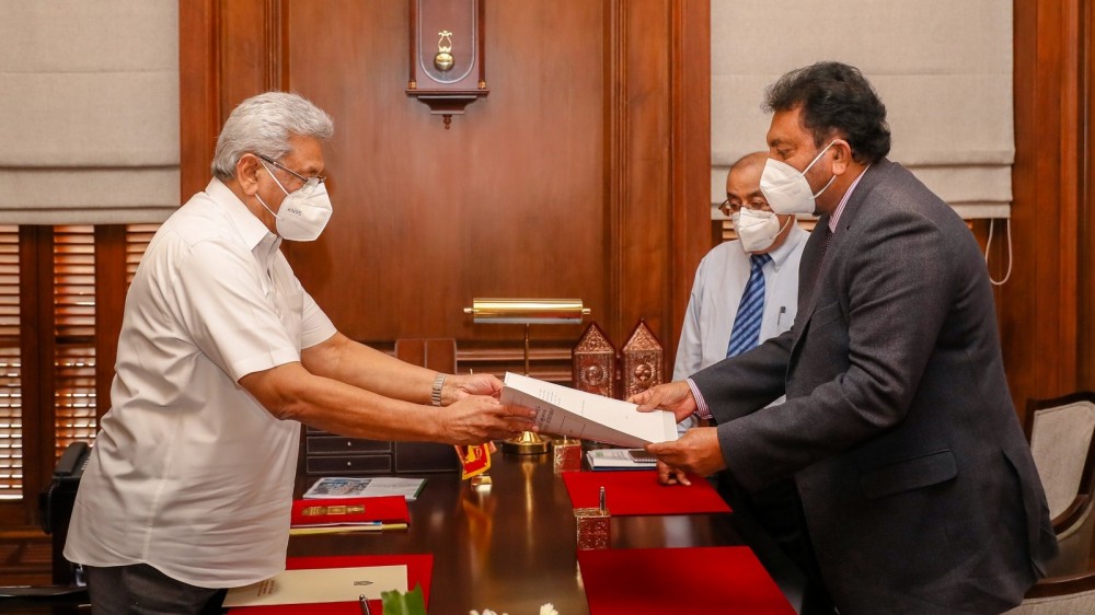 வடமேல் மாகாணத்தின் புதிய ஆளுநராக நியமிக்கப்பட்டுள்ள அட்மிரல் ஒப் த பீல்ட் மார்ஷல் வசந்த கரன்னாகொட