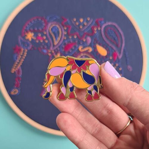 Paraffle Magnetic Elephant Needle Minder
