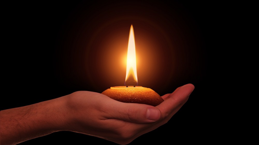 தேடுதல் பலனளிக்கவில்லை.  கரையொதுங்கின  மீனவர்களின் சடலங்கள்