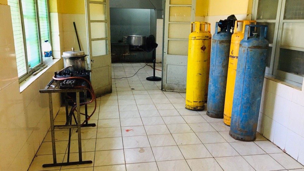 எரிவாயு அடுப்பு  வெடித்தது!