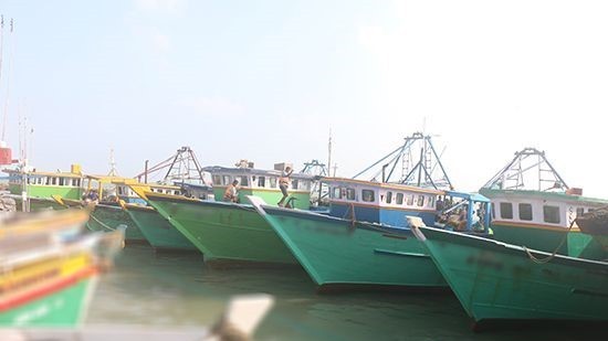 இந்திய இழுவைப் படகுகளை கட்டிவைப்பதால் பாதிப்புக்கள்