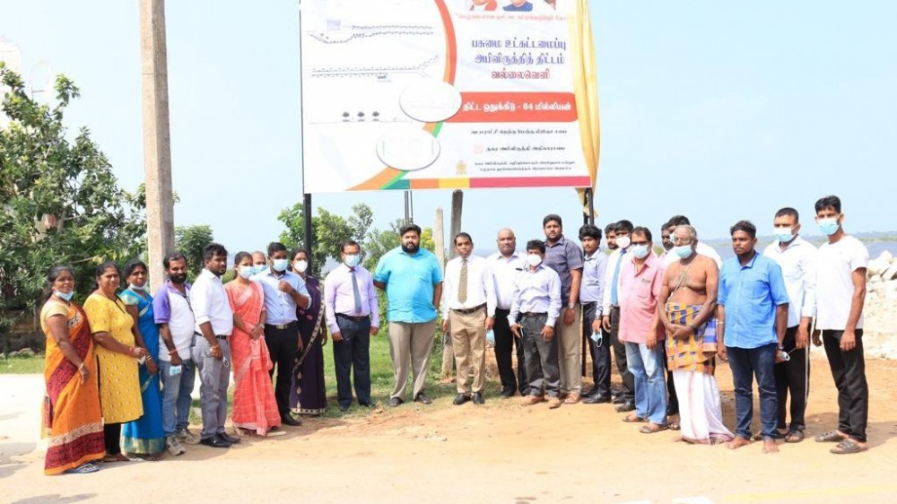 செழுமையான நாட்டினைக் கட்டியெழுப்புவோம்