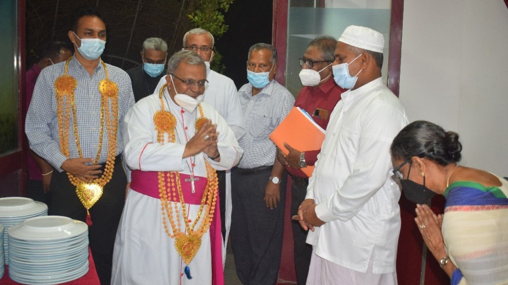 மணல் அகழ்வால் மன்னாரில் ஏற்படவுள்ள அபாயத்தைத் தடுக்க பிரஜைகள் குளுவுக்குக் கரம் கொடுப்போம் - ஆயர்