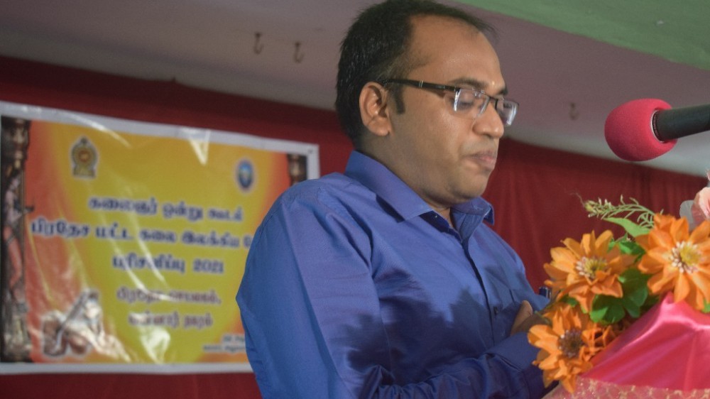 கலை கலாச்சாரம் அழிந்து போகாதிருக்க கலை வளர்க்கப்பட வேண்டும்.