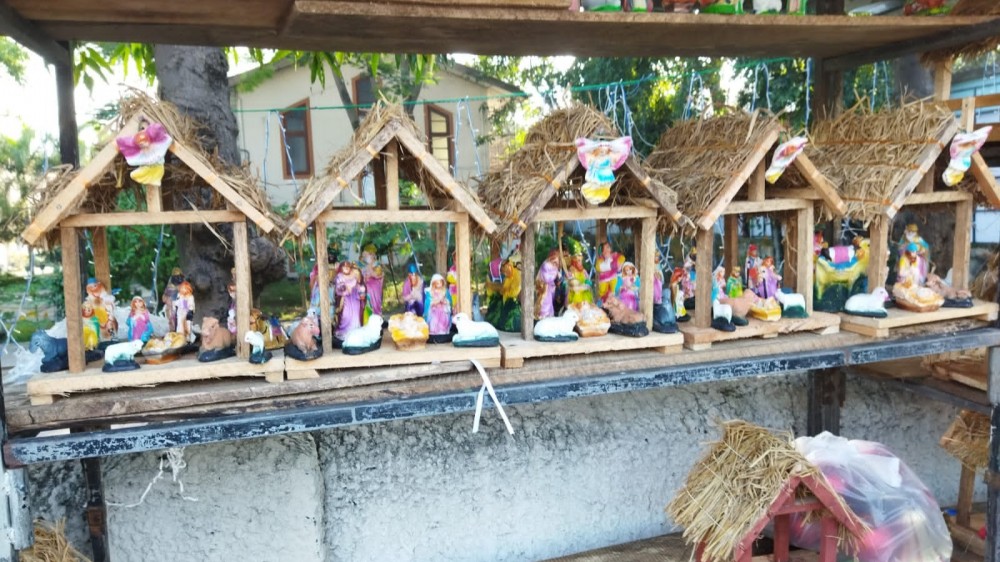 நாடெங்கும் கிறிஸ்மஸ் கொண்டாட்ட குதூகலம்