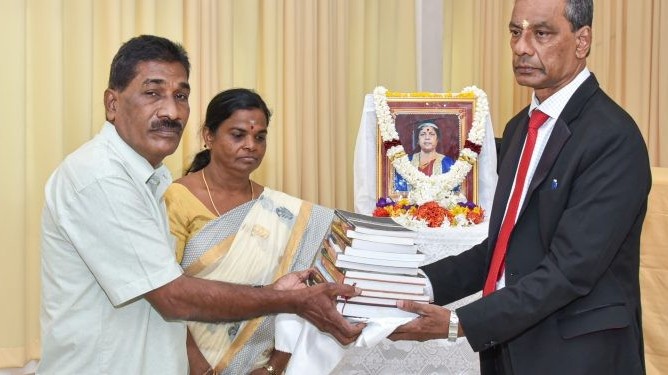 முன்னாள்  நூலகர் அமரர் ஸ்ரீகாந்தலட்சுமி அருளானந்தத்தின் இராண்டாம் ஆண்டு நினைவு நிகழ்வு