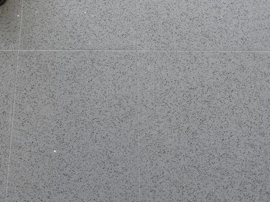 Brilliant Grey quartz