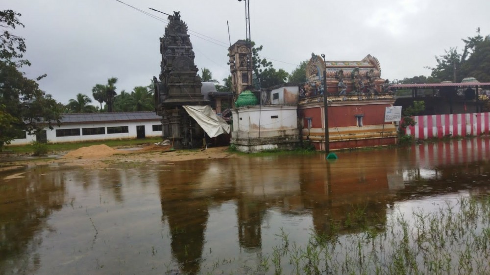 பெருமழை தொடர்கிறது